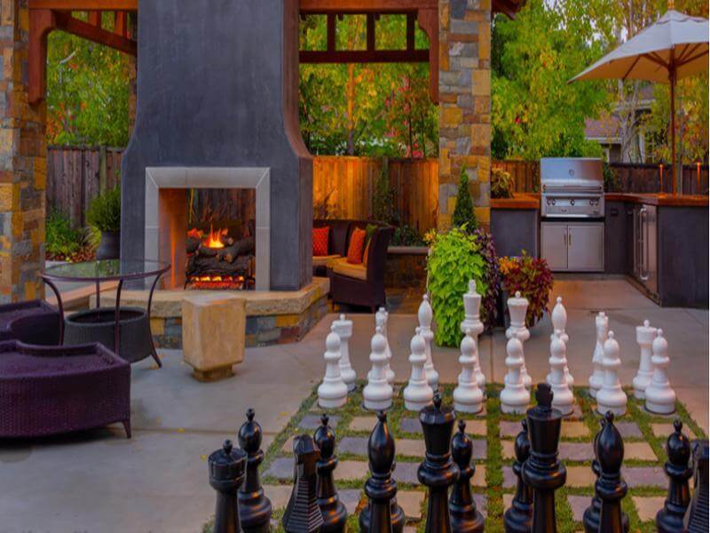 MegaChess Custom 25 Inch Plastic Giant Chess Set